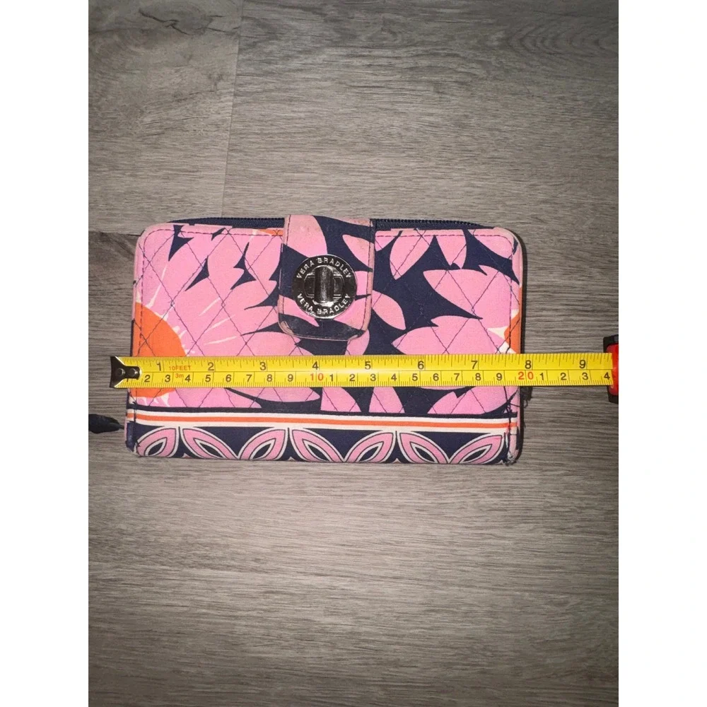 Vera Bradley loose stitching